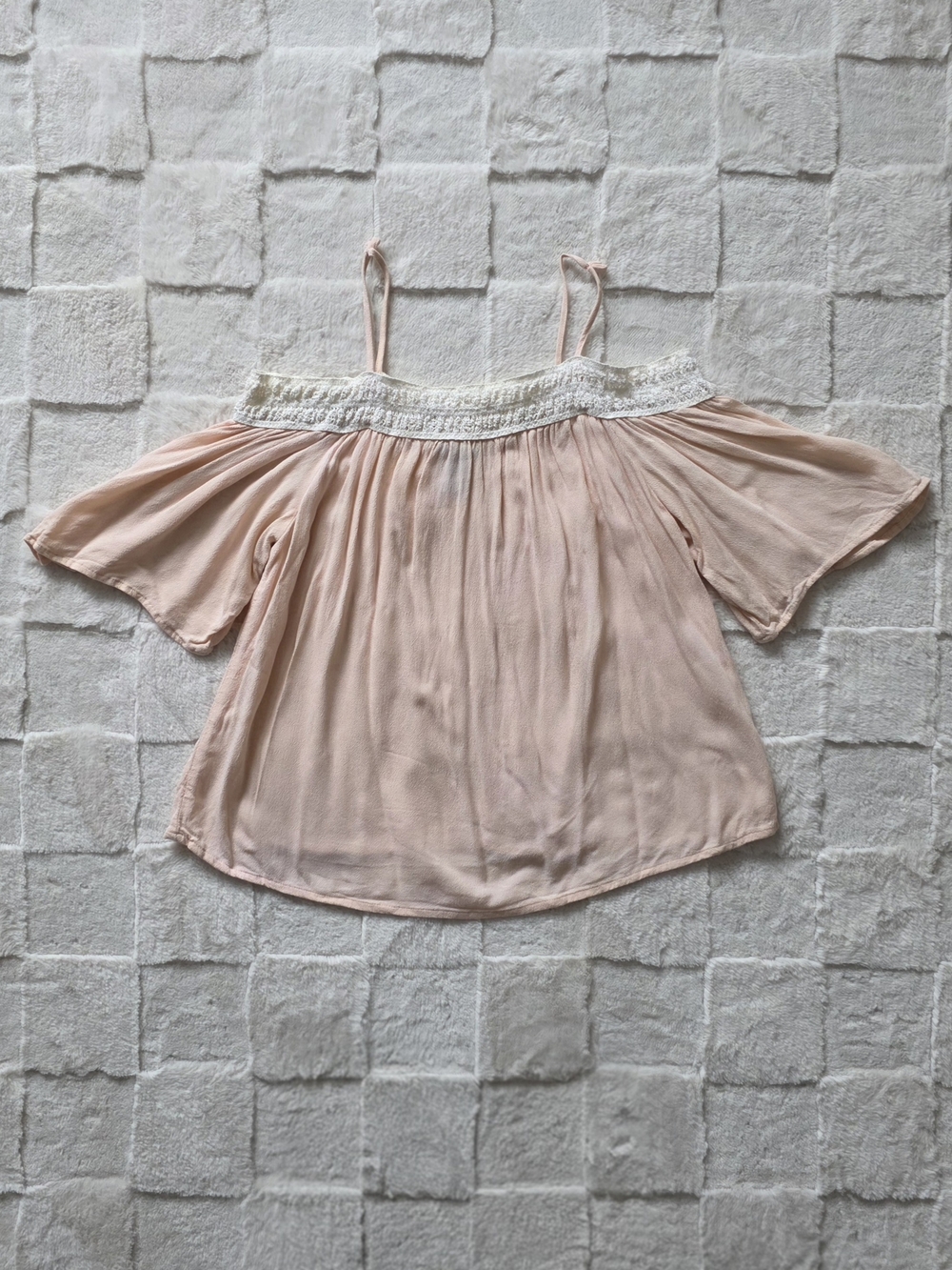 Forever 21 Blush Pink Flowy Off-Shoulder Lace-Trim Camisole
